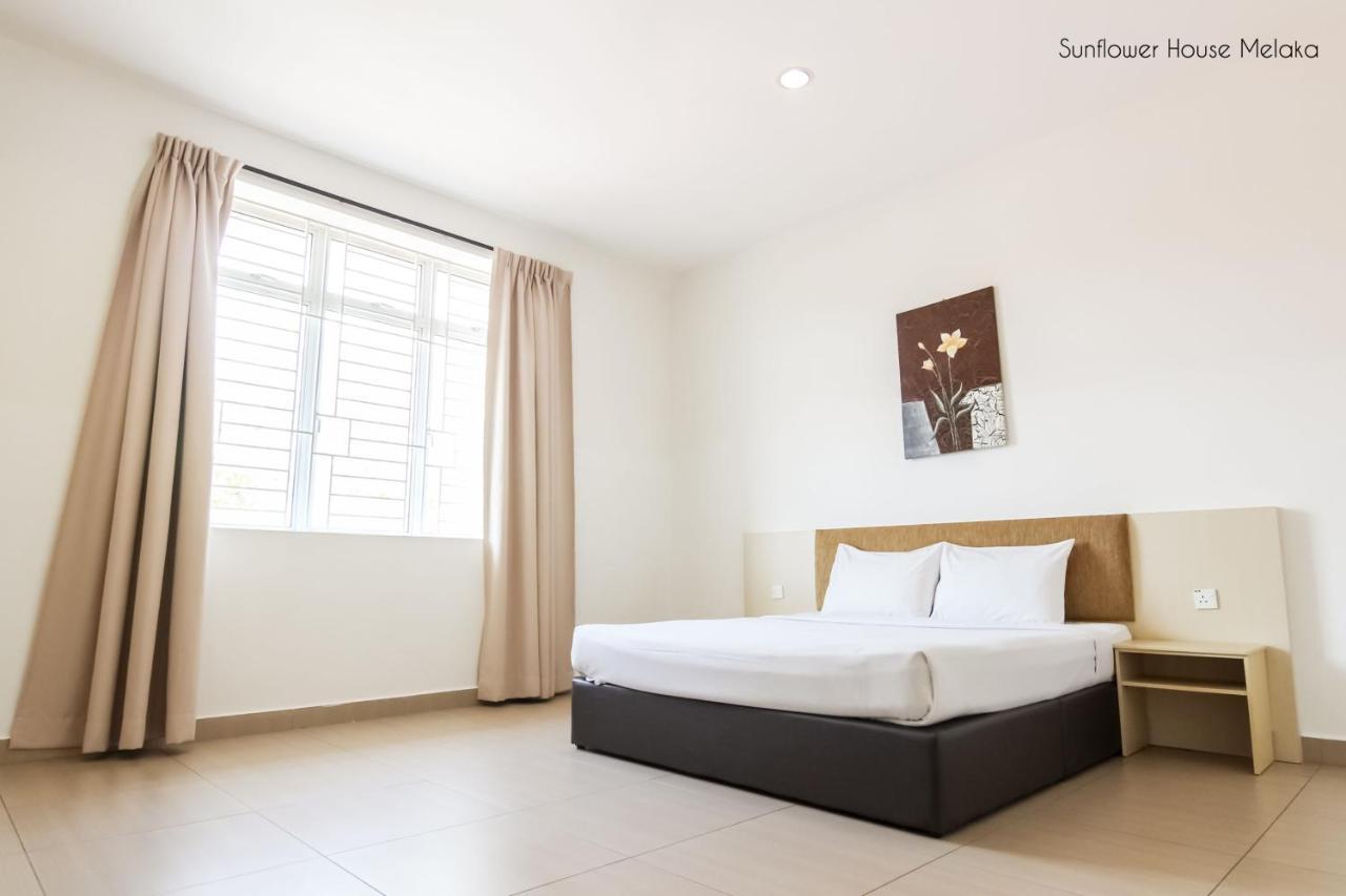 Hotel Sunflower - Hls Malacca Buitenkant foto